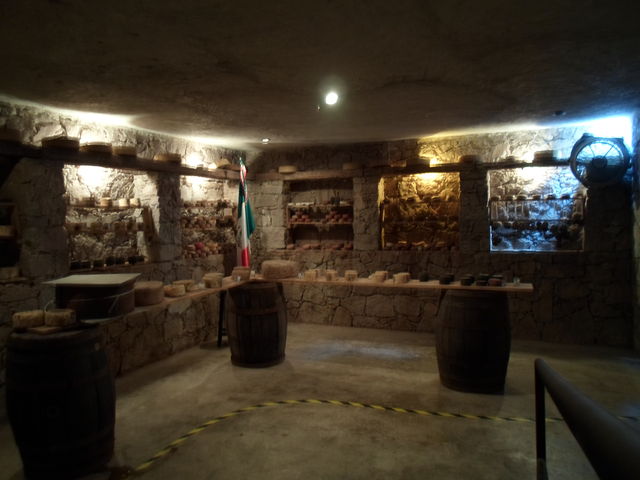 Sotano de Quesos